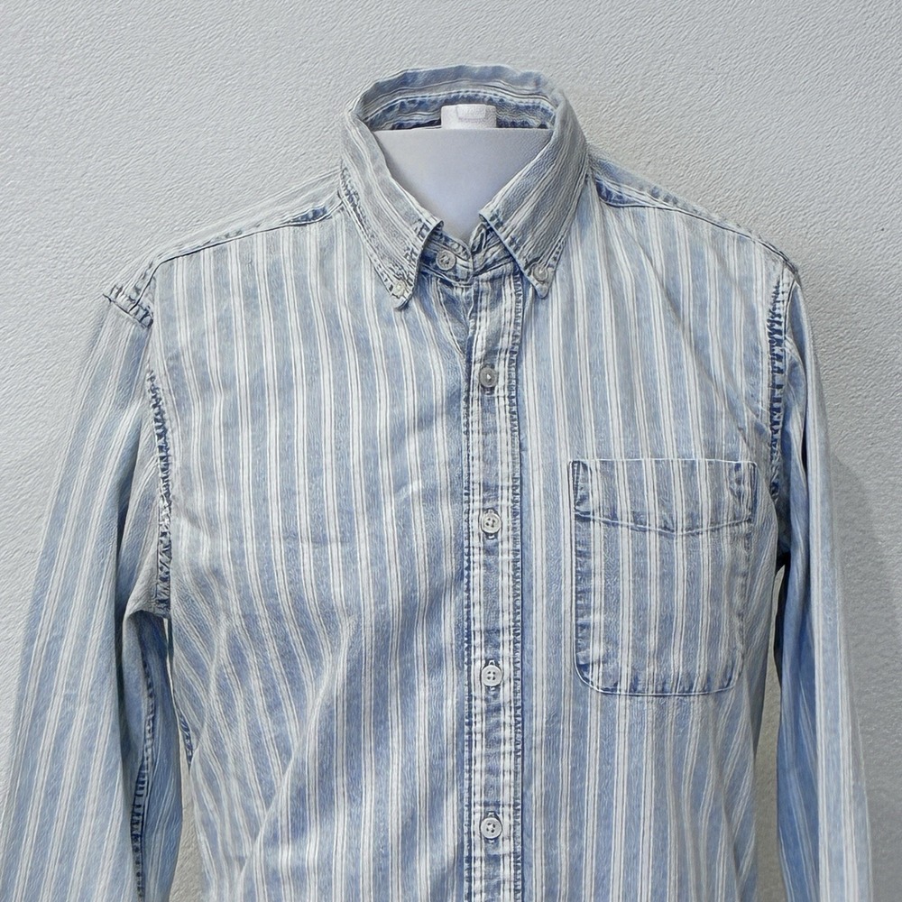 American Eagle Striped Washed Denim Button Up Long Sleeve Shirt Men S Y2K Preppy